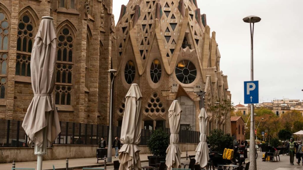 Praktische Taktiken fur Creator in Deutschland, um per Facebook mit peruvischen Marken zu arbeiten, lokale Relevanz zu zeigen und Vertrauen bei TopBrands aufzubauen.