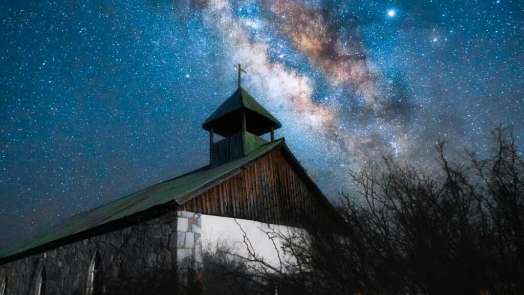 Praktischer Guide fur deutsche Creator: Wie du brasilianische Marken auf Chingari ansprichst, Sponsoring-Deals fur Hotel-Reviews klarmachst und kulturell relevante Kampagnen wie Carnival nutzt.